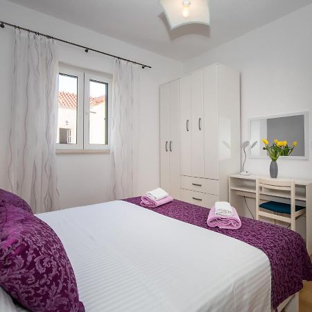 Apartmani Filipic 波尔 外观 照片