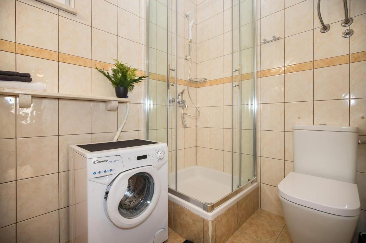 Apartmani Filipic 波尔 外观 照片