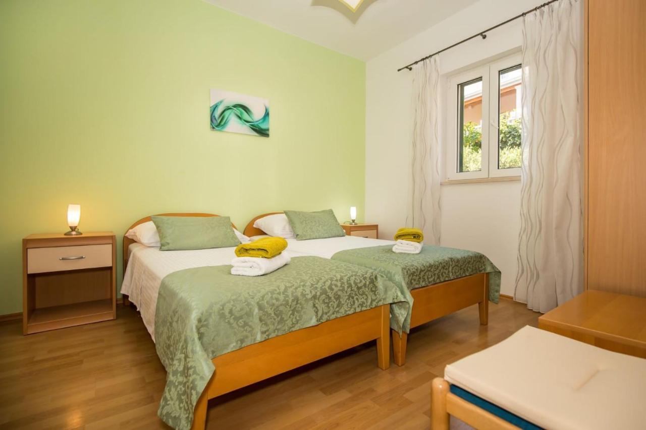 Apartmani Filipic 波尔 外观 照片
