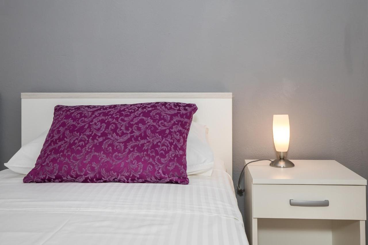 Apartmani Filipic 波尔 外观 照片