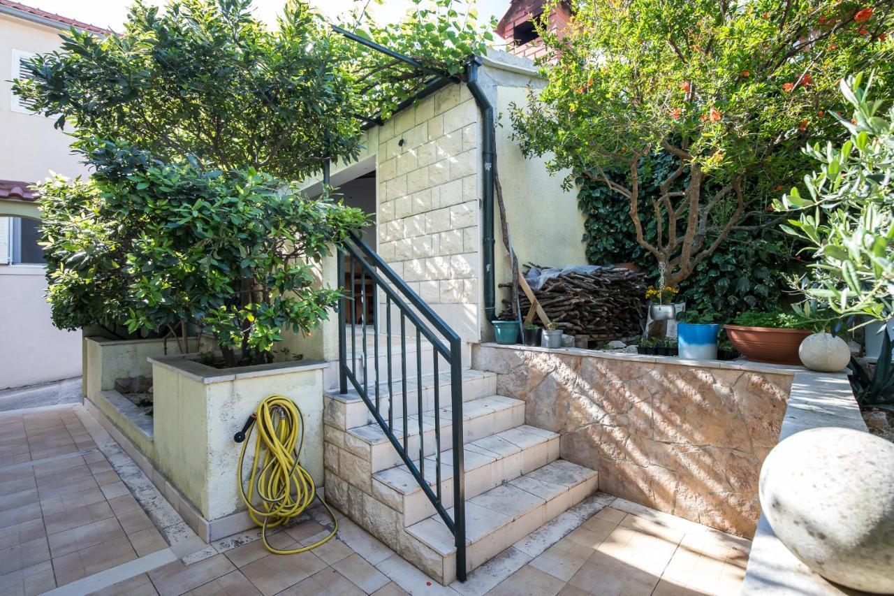 Apartmani Filipic 波尔 外观 照片