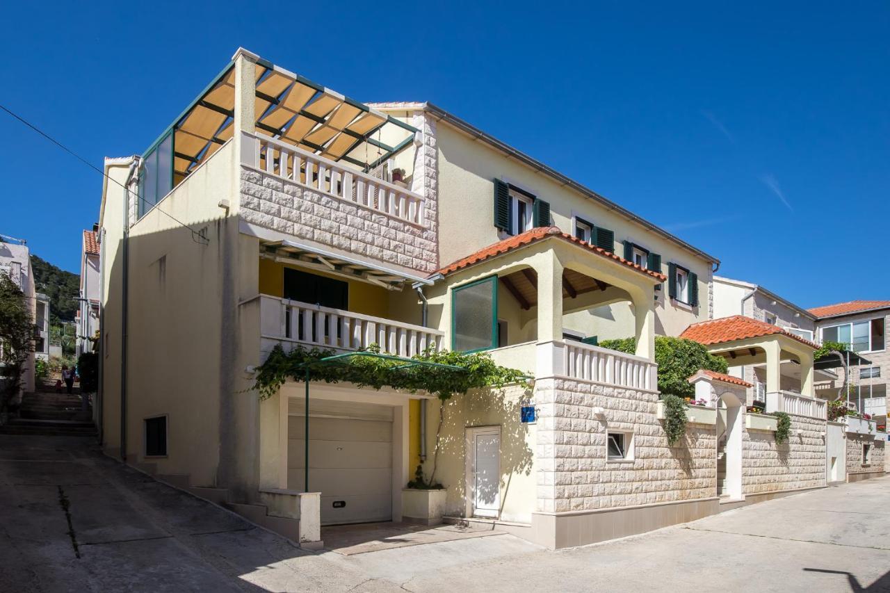 Apartmani Filipic 波尔 外观 照片
